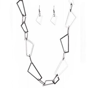 ⤵️PRICE! PAPARAZZI Shattering Records - Black